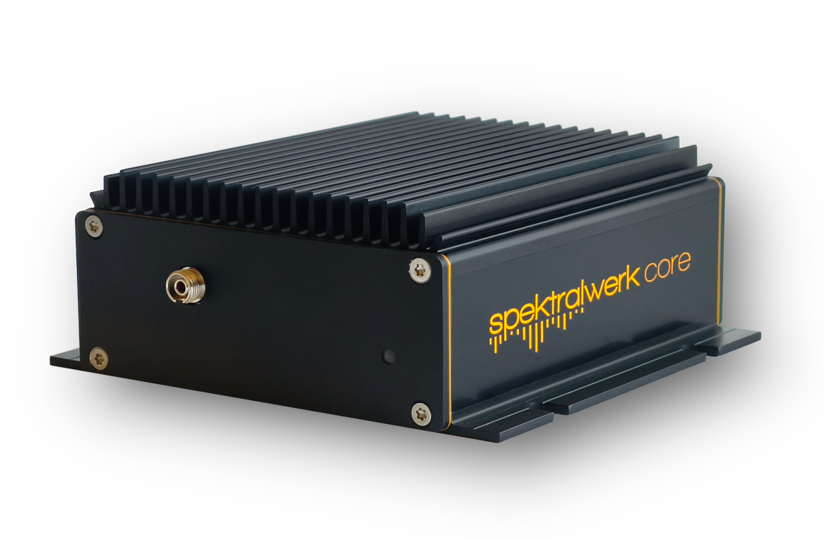 Decorative image for Schneller inline messen - Silicann Systems veröffentlicht Spektralwerk Core NIR Spektrometer